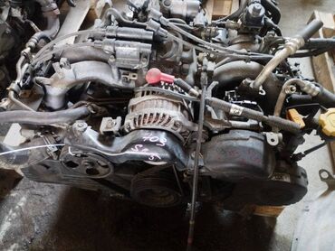 Двигатели, моторы и ГБЦ: Бензиновый мотор Subaru
