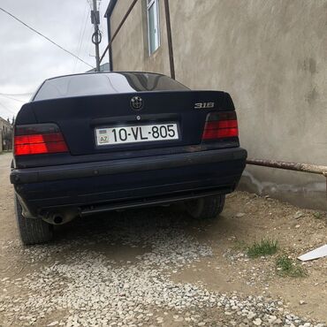 BMW: BMW 3 Series E36 – 318 sedan - Kuzov: sedan, tünd mavi rəng - Model — 3