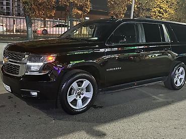 ремонт лобового стекла рядом: Chevrolet Suburban: 2017 г., Внедорожник — 1