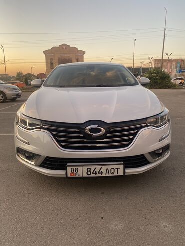 Renault: Renault : 2018 г., 2 л, Автомат, Газ, Седан