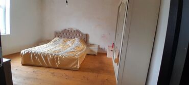 Həyət evləri və villaların satışı: Satılır: həyətli 2 mərtəbəli fərdi yaşayış evi otaglar cox genis — 13