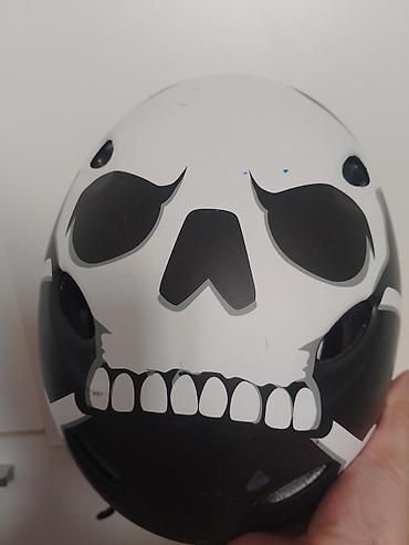 Dodaci za bicikl: Skate/biciklistička kaciga sa motivom lobanje obim 56 cm - Dizajn — 11