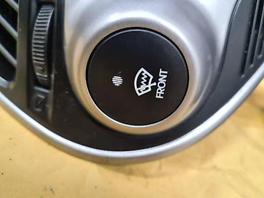 Prekidači i ručice: PREKIDAČ GREJAČA ŠOFERŠAJBNE ZA HYUNDAI IX35 — 1