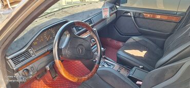 инструменты по коже: Mercedes-Benz W124: 1993 г., 3.2 л, Автомат, Бензин, Седан