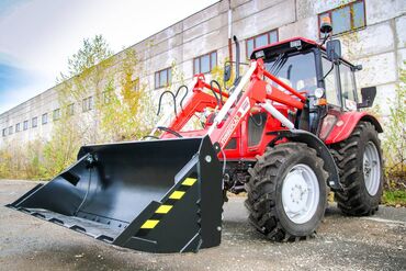 Kənd təsərrüfatı maşınları: Önyükləyici ilə traktorların satışı Belarus traktorları 40% dövlət