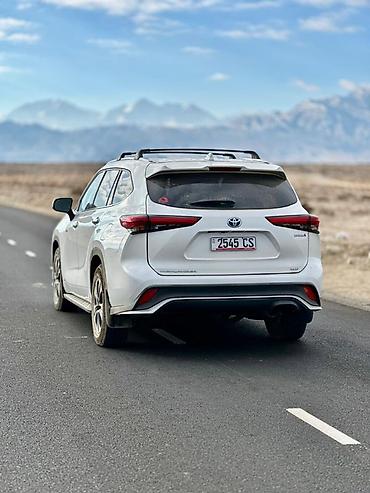 Toyota: Toyota Highlander: 2020 г., 2.5 л, Типтроник, Гибрид, Кроссовер — 5