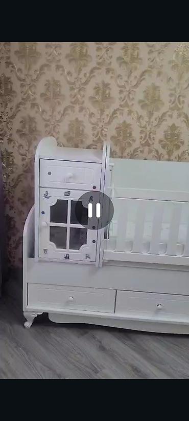 kreditle divan kreslo: Ağ rəngli çoxfunksiyalı beşik-dolap kombini - Material: MDF/taxta — 4