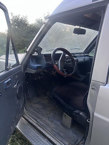 нур мото: Nissan Patrol: 1983 г., 2.8 л, Механика, Бензин, Внедорожник — 8