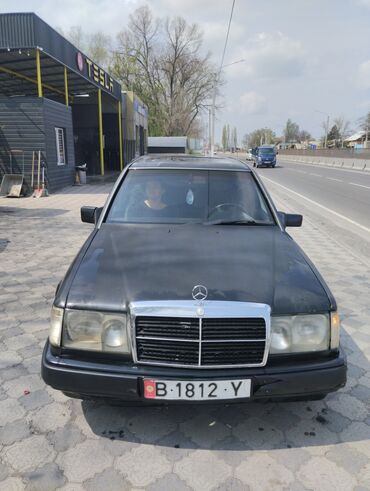 Mercedes-Benz 200: 1991 г., 2 л, Механика, Бензин, Седан