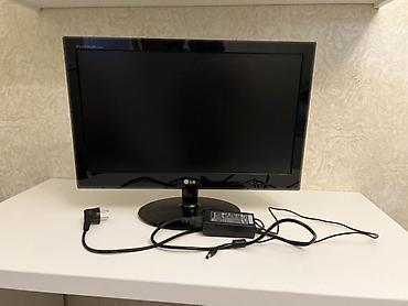 LG Flatron E2240T-PN LED monitor - Model: E2240T (etiketdə
