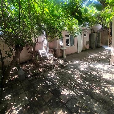 Həyət evləri və villaların satışı: Binəqədi qəs. 3 otaqlı, 100 kv. m, Orta təmir — 1