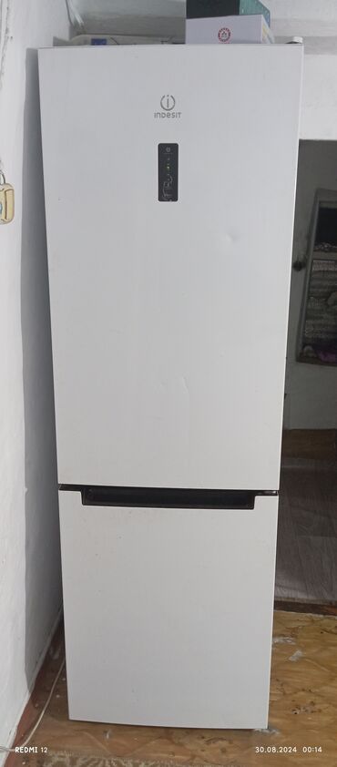 hitachi холодильник: Холодильник Indesit, Б/у, Двухкамерный, No frost, 60 * 180 * 60