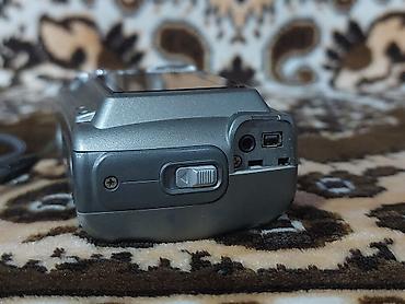 mini camera 69 azn: Rəqəmsal fotoaparat – GJ 550 Xüsusiyyətlər: - 5.5 megapiksel həlli — 3