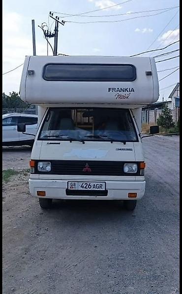 Mitsubishi Delica: 1992 г., 2.5 л, Механика, Дизель, Фургон
