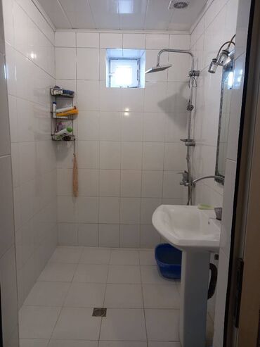 Həyət evləri və villaların satışı: 4 otaqlı, 120 kv. m, Orta təmir -da lalafo.az — 11 Həyət evləri və villaların satışı: 4 otaqlı, 120 kv. m, Orta təmir — 11