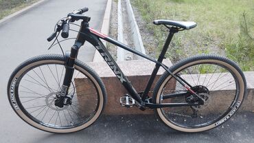 Горные велосипеды: TRINX X9 PRO plus Размер рамы 17, колёса 29 дюймов. Трансмиссия 1 на