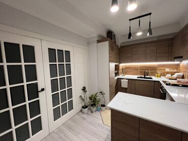 сдается 2 комнатная квартира город ош: 3 комнаты, 86 м², Индивидуалка, 8 этаж, Евроремонт
