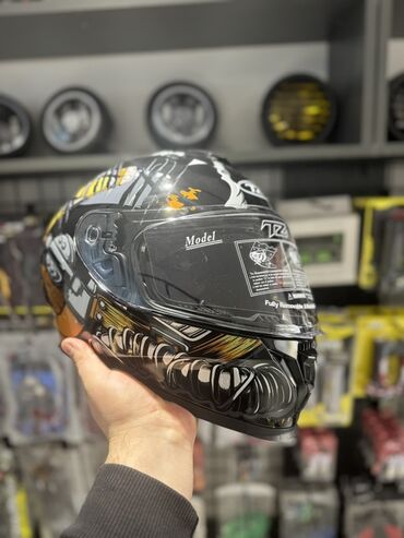 Moto dəbilqələr: Motorsiklet üçün tam üzlü qrafik dəbilqələr - Növ: Integral (tam — 3