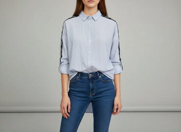 t shirty pod marynarkę: Women`s shirt, size L