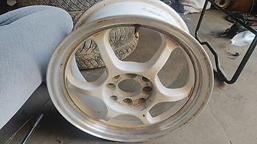 Литой автомобильный диск R15 - Диаметр: 15" - Ширина: 6.5J -