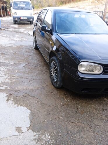 продаю гольф: Golf 4( об 2.0 год: 2001 состояние : отлично цена:310 000 продается