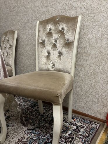 Masa və oturacaq dəstləri: Yemək otağı dəsti – masa və stullar - Klassik üslubda yemək masası — 1