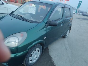 Toyota: Toyota Yaris Verso: 2001 г., 1.3 л, Механика, Бензин, Хэтчбэк — 4