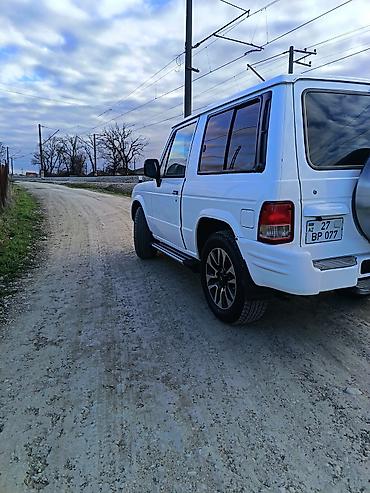 Digər avtomobillər: SUV – 3 qapılı, ağ rəng - Krossover/Geländewagen kuzovu, qısa baza - — 2