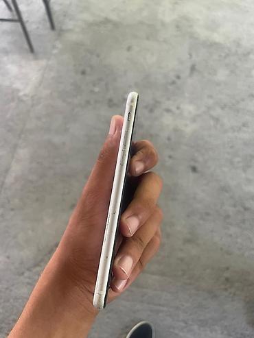 iphone x max ikinci el: IPhone SE 2020, Ağ, Barmaq izi — 4