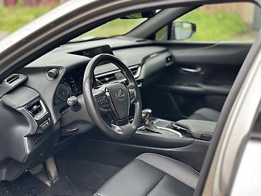 lexus ux250h: Lexus UX: 2019 г., 2 л, Вариатор, Гибрид, Внедорожник — 8