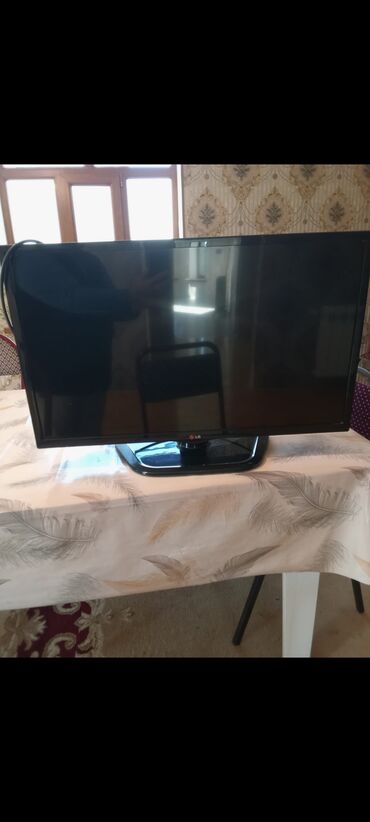 Televizorlar: İşlənmiş Televizor LG LCD 82" UHD (3840x2160), Ünvandan götürmə