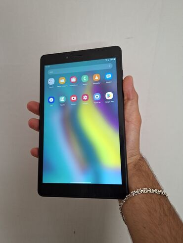Kompüter və noutbuk aksesuarları: Yaddas 32gb Ram 2 Kaburasi var ( xanimlar ucun kaburadir.)
