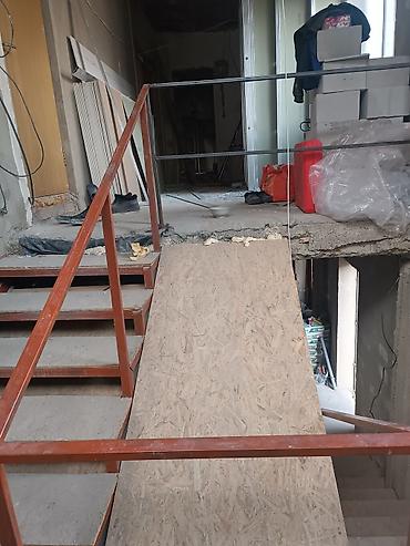 Продажа коттеджей и домов: Сдаётся капитальный двухэтажный дом на огороженном участке. Основные — 9