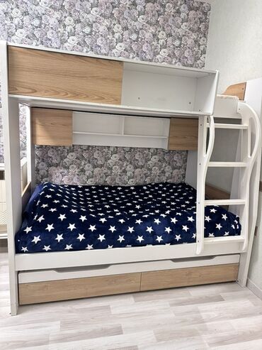 oğlan üçün ekran şəkilləri: Oğlan və qız üçün, Çarpayı, Siyirməli, Taxta