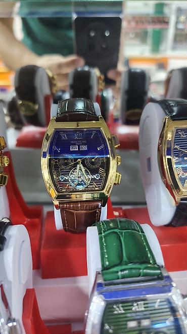meta eynək: Patek Philippe üslubunda lüks kişi qol saatı - Korpus: tonneau — 1