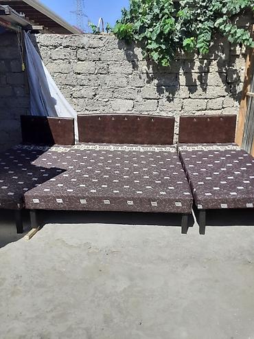 Kravat
Taza hazırı var
Çatdırılma var 
2 nafarlik 100 manat — 1