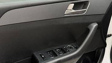 Hyundai: Hyundai Sonata: 2019 г., 2 л, Автомат, Бензин, Седан at lalafo.kg — 13 Hyundai: Hyundai Sonata: 2019 г., 2 л, Автомат, Бензин, Седан — 13