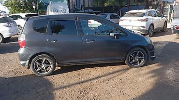 Honda Fit: 2008 г., Хэтчбэк