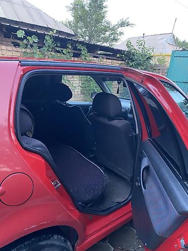 pasat b5: Volkswagen Polo: 1999 г., 1.6 л, Механика, Бензин, Хэтчбэк — 4