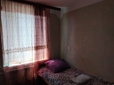 Köhnə tikili: Bakı, 3 otaqlı, Köhnə tikili, m. Xalqlar Dostluğu, 60 kv. m — 2