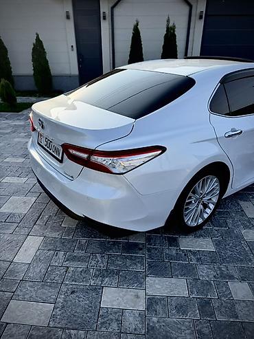 g klas: Toyota Camry: 2018 г., 2.5 л, Автомат, Гибрид, Седан — 4
