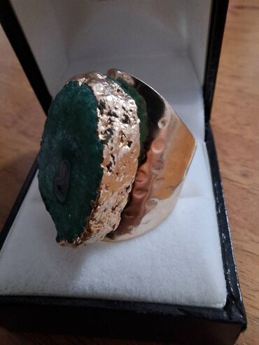 Üzüklər: Bijuteriya
Teze.
Бижутерия. Кольца перстни. Все новое. В наличии — 4