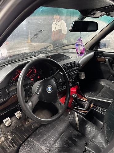 BMW: BMW 5 series: 1994 г., 3 л, Механика, Бензин, Седан — 11