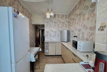 купить квартиру в ипотеку в бишкеке: 3 бөлмө, 62 кв. м, 105-серия, 5 кабат, Евроремонт