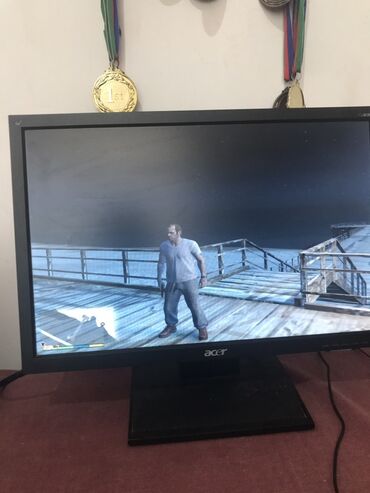 Modemlər və şəbəkə avadanlıqları: Salam gta5 ucun ohdesemdir özüm oynuyuram 8ram ssd256+500gb hdd Video