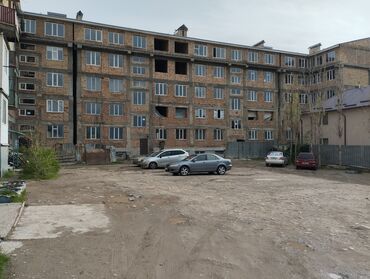 квартира в районе ахунбаева: 3 комнаты, 96 м², Индивидуалка, 2 этаж, ПСО (под самоотделку)