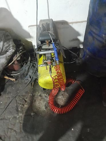 Alətlər: Elektrik hava kompressoru - Şaquli oval sarı hava balonu və üst — 1