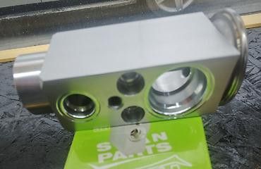 Digər avtomobil ehtiyat hissələri: Butun yuk masinlarina kondinsioner kompressorlari radiatorlari — 17