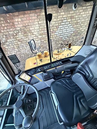 водный матор: Экскаватор, Volvo, 2018 г., Колесный — 9