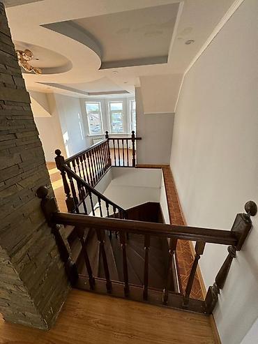 Продажа коттеджей и домов: 6 комнат и более, 275 м², 4 соток, Бишкек, Южная Магистраль Собственник — 14